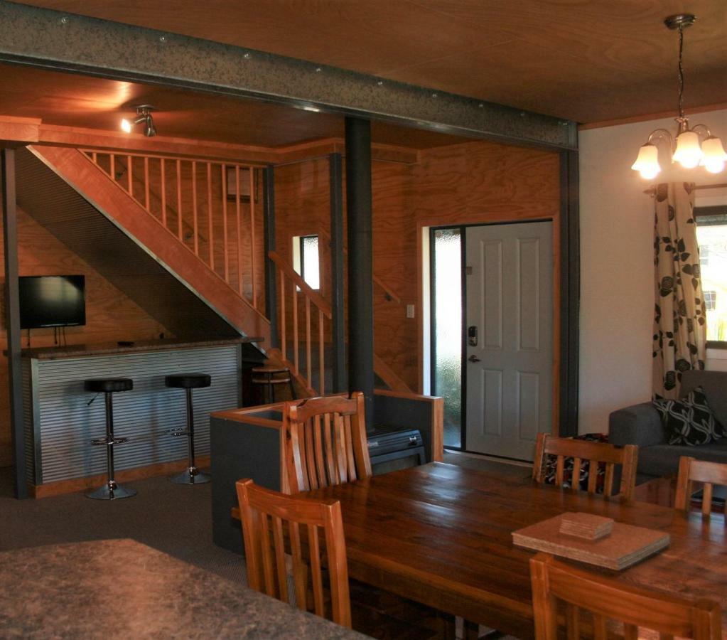 The Barn In Turangiヴィラ エクステリア 写真